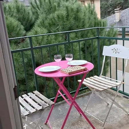 Jean Marc Apartamento Bagnères-de-Luchon Exterior foto